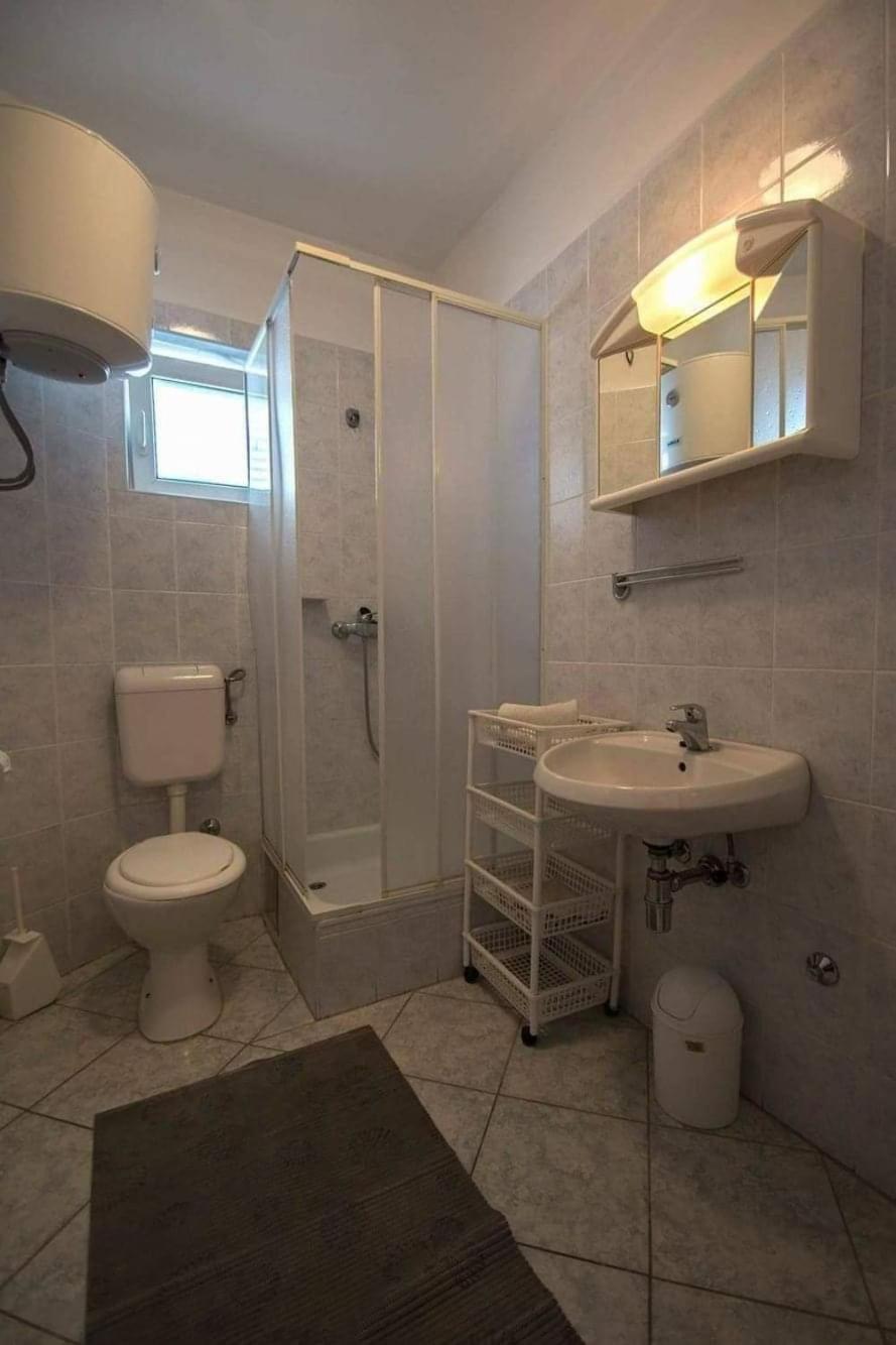 Apartment Pemper Novi Vinodolski Værelse billede
