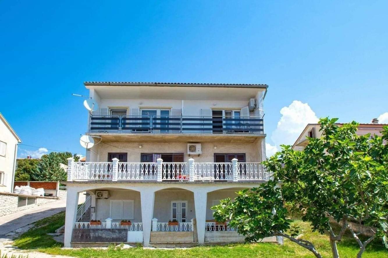 Apartment Pemper Novi Vinodolski Værelse billede
